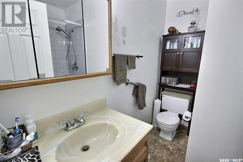 506 Laliberte Avenue, Beauval, SK - Indoor Photo Showing Bathroom