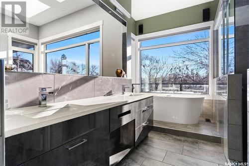 3601 Grassick Avenue, Regina, SK - Indoor Photo Showing Bathroom