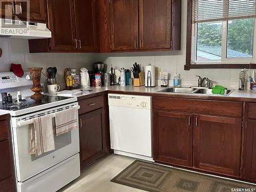 3 Cessna Street W, Air Ronge, SK - Indoor Photo Showing Kitchen With Double Sink