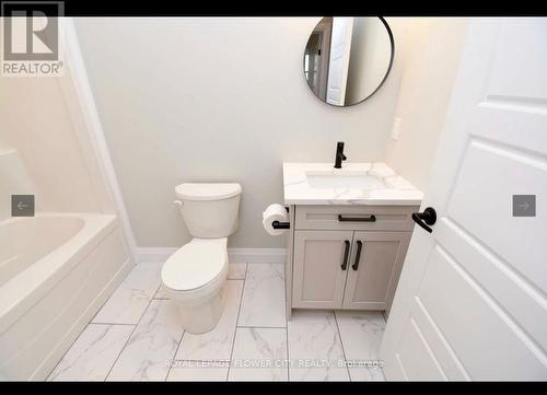 104 - 361 Quarter Town Line, Tillsonburg, ON - Indoor Photo Showing Bathroom