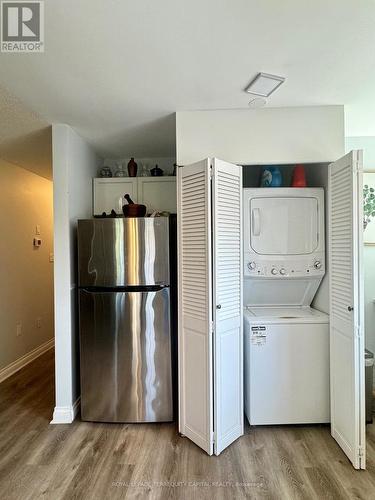 27 Watson Drive, Barrie (East Bayfield), ON - Indoor Photo Showing Laundry Room