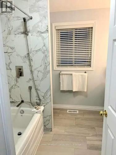 27 Watson Drive, Barrie (East Bayfield), ON - Indoor Photo Showing Bathroom