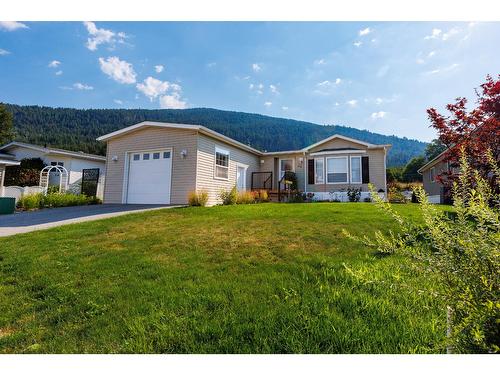 724 Devon Street Unit# 59, Creston, BC - Outdoor With Deck Patio Veranda