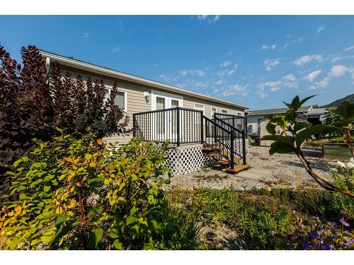 724 Devon Street Unit# 59, Creston, BC - Outdoor With Deck Patio Veranda