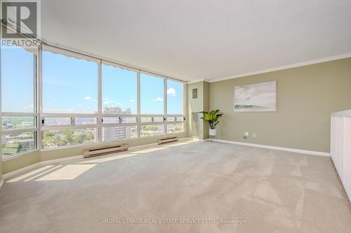 1705 - 2180 Marine Drive, Oakville (Bronte West), ON - Indoor