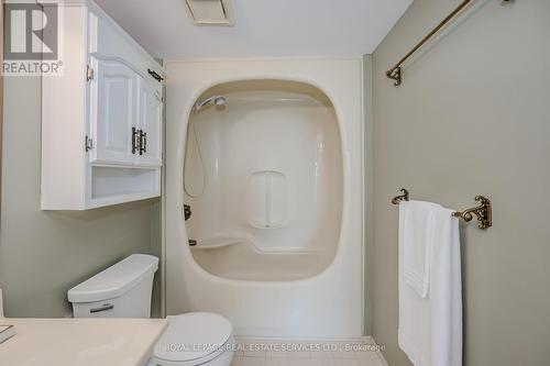 1705 - 2180 Marine Drive, Oakville (Bronte West), ON - Indoor Photo Showing Bathroom