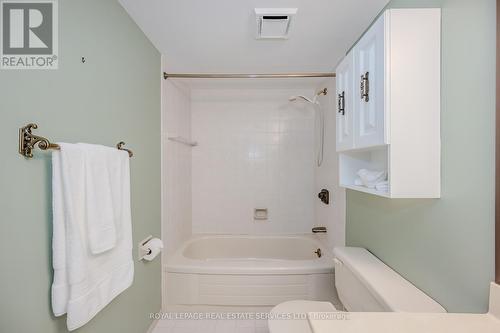 1705 - 2180 Marine Drive, Oakville (Bronte West), ON - Indoor Photo Showing Bathroom