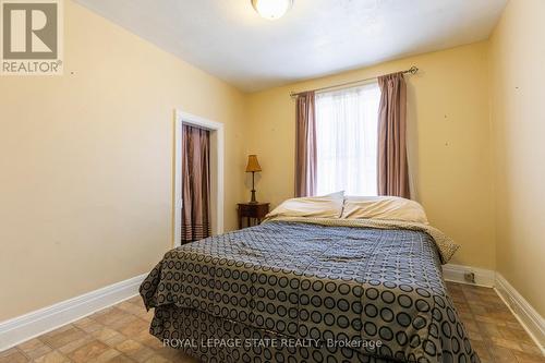 67 Beechwood Avenue, Hamilton (Gibson), ON - Indoor Photo Showing Bedroom