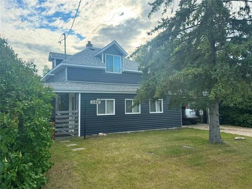 344 Empire Avenue, Virden, MB - Outdoor