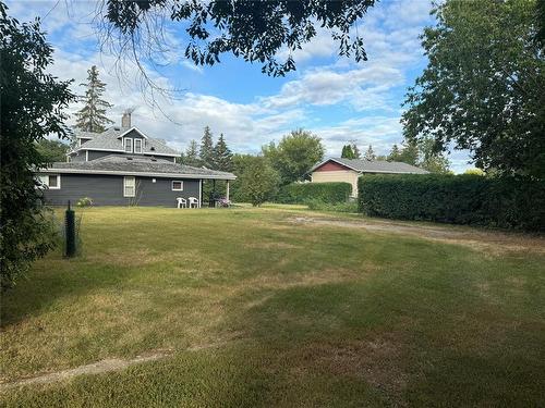 344 Empire Avenue, Virden, MB - Outdoor