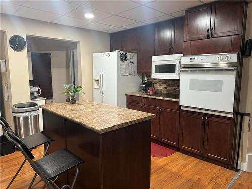 344 Empire Avenue, Virden, MB - Indoor Photo Showing Kitchen