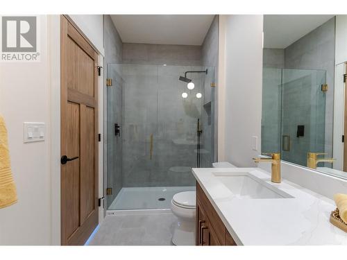 107 Sullivan Drive, Kimberley, BC - Indoor Photo Showing Bathroom