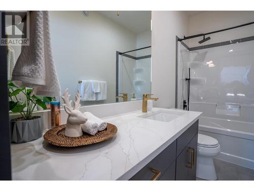 107 Sullivan Drive, Kimberley, BC - Indoor Photo Showing Bathroom