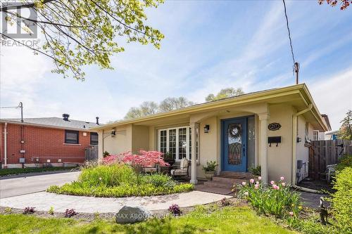 217 Slater Crescent, Oakville (Old Oakville), ON - Outdoor With Facade