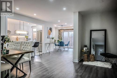 118 Mowat Crescent, Halton Hills, ON - Indoor Photo Showing Dining Room