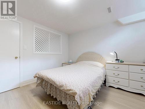 3282 Dragon Drive, Mississauga (Fairview), ON - Indoor Photo Showing Bedroom