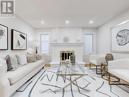 3282 Dragon Drive, Mississauga, ON - Indoor Photo Showing Living Room With Fireplace