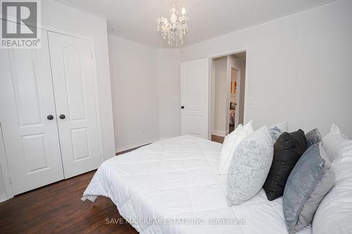 2651 Devonsley Crescent, Oakville (River Oaks), ON - Indoor Photo Showing Bedroom