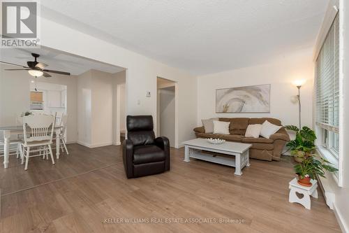 50 - 341 Wilson Drive, Milton (Dorset Park), ON - Indoor Photo Showing Living Room