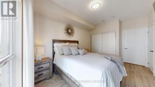 909 - 2152 Lawrence Avenue E, Toronto (Wexford-Maryvale), ON - Indoor Photo Showing Bedroom