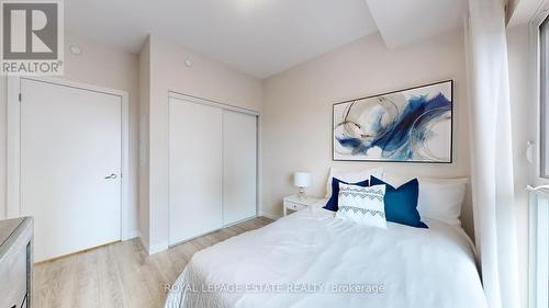 909 - 2152 Lawrence Avenue E, Toronto (Wexford-Maryvale), ON - Indoor Photo Showing Bedroom