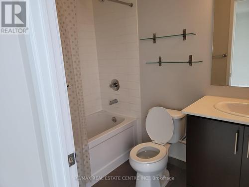 1711 - 360 Square One Drive, Mississauga (City Centre), ON - Indoor Photo Showing Bathroom