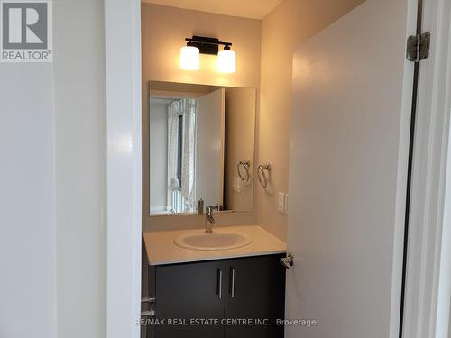 1711 - 360 Square One Drive, Mississauga (City Centre), ON - Indoor Photo Showing Bathroom