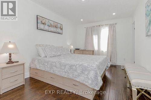 4 Champion Court, Brampton (Credit Valley), ON - Indoor Photo Showing Bedroom