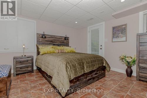 4 Champion Court, Brampton (Credit Valley), ON - Indoor Photo Showing Bedroom