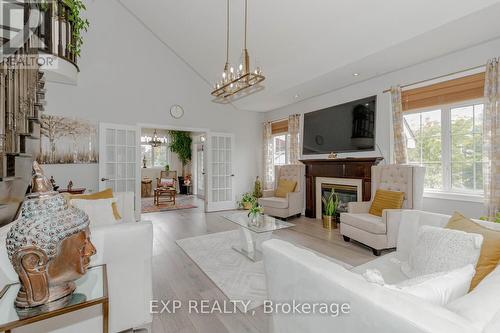 4 Champion Court, Brampton (Credit Valley), ON - Indoor Photo Showing Living Room With Fireplace