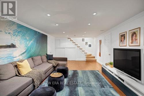 161 Dornie Road, Oakville (Eastlake), ON - Indoor Photo Showing Living Room