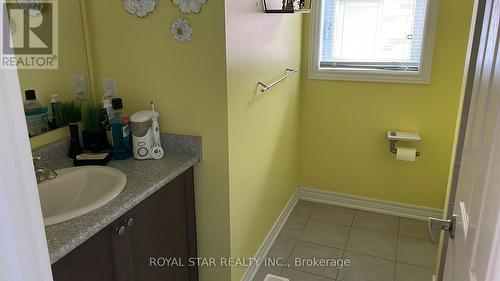 2513 Pine Glen Road, Oakville, ON - Indoor Photo Showing Bathroom