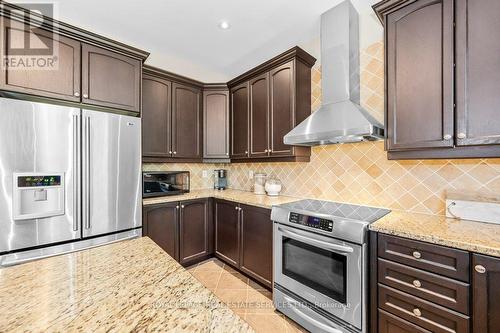 2148 Bingley Crescent, Oakville (Palermo West), ON - Indoor Photo Showing Kitchen With Stainless Steel Kitchen