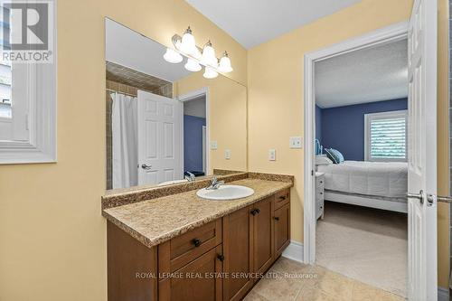 2148 Bingley Crescent, Oakville (Palermo West), ON - Indoor Photo Showing Bathroom