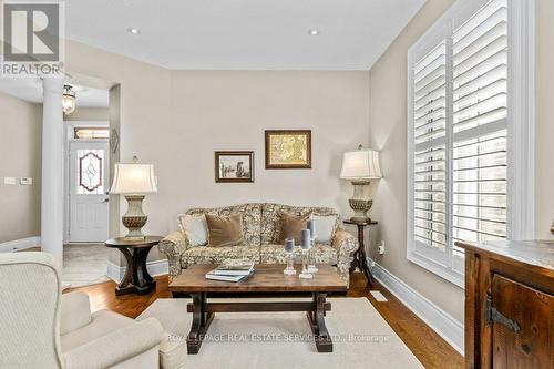 2148 Bingley Crescent, Oakville (Palermo West), ON - Indoor Photo Showing Living Room