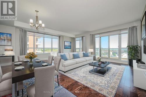 504 - 2470 Prince Michael Drive, Oakville (Iroquois Ridge North), ON - Indoor Photo Showing Living Room