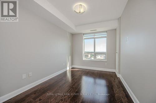 504 - 2470 Prince Michael Drive, Oakville (Iroquois Ridge North), ON - Indoor Photo Showing Other Room