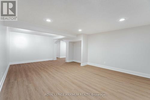 8 Giles Court, Toronto (Mount Olive-Silverstone-Jamestown), ON - Indoor Photo Showing Other Room