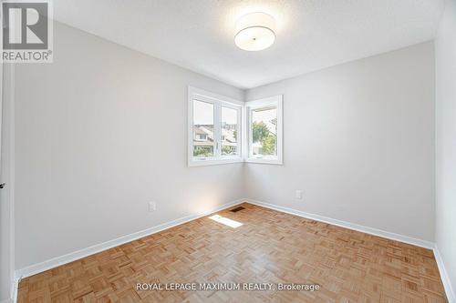 8 Giles Court, Toronto (Mount Olive-Silverstone-Jamestown), ON - Indoor Photo Showing Other Room