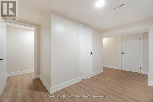 8 Giles Court, Toronto (Mount Olive-Silverstone-Jamestown), ON - Indoor Photo Showing Other Room