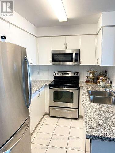 801 - 4900 Glen Erin Drive, Mississauga (Central Erin Mills), ON - Indoor Photo Showing Kitchen With Double Sink