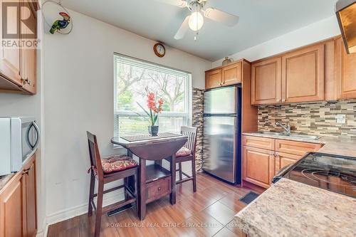 138 - 1055 Shawnmarr Road, Mississauga (Port Credit), ON - Indoor Photo Showing Kitchen With Double Sink