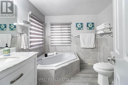 29 Cheviot Crescent, Brampton (Heart Lake East), ON - Indoor Photo Showing Bathroom