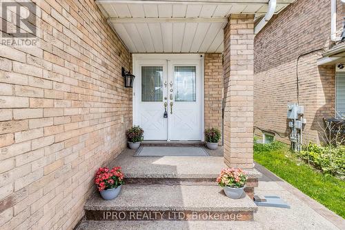 29 Cheviot Crescent, Brampton (Heart Lake East), ON - Outdoor With Exterior