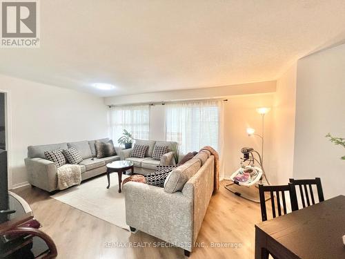 2 - 3395 Thomas Street S, Mississauga (Churchill Meadows), ON - Indoor Photo Showing Living Room