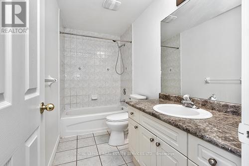 5304 Scotia Street, Burlington, ON - Indoor Photo Showing Bathroom