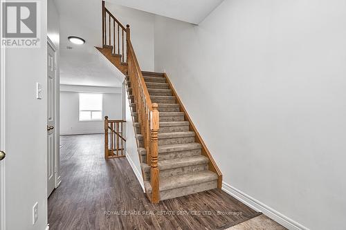 5304 Scotia Street, Burlington, ON - Indoor Photo Showing Other Room