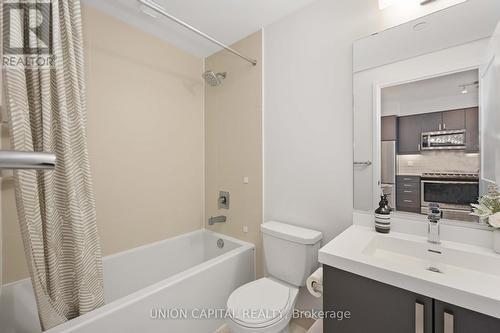 3101 - 7895 Jane Street, Vaughan, ON - Indoor Photo Showing Bathroom