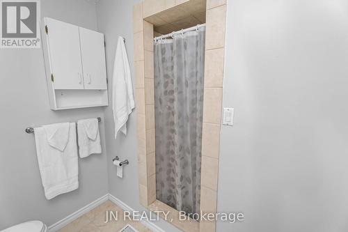 322 Oxbow Park Drive, Wasaga Beach, ON - Indoor Photo Showing Bathroom