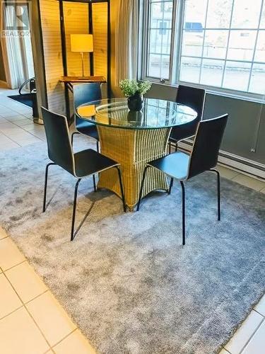 16709 Maki Road, Lake Country, BC - Indoor Photo Showing Dining Room